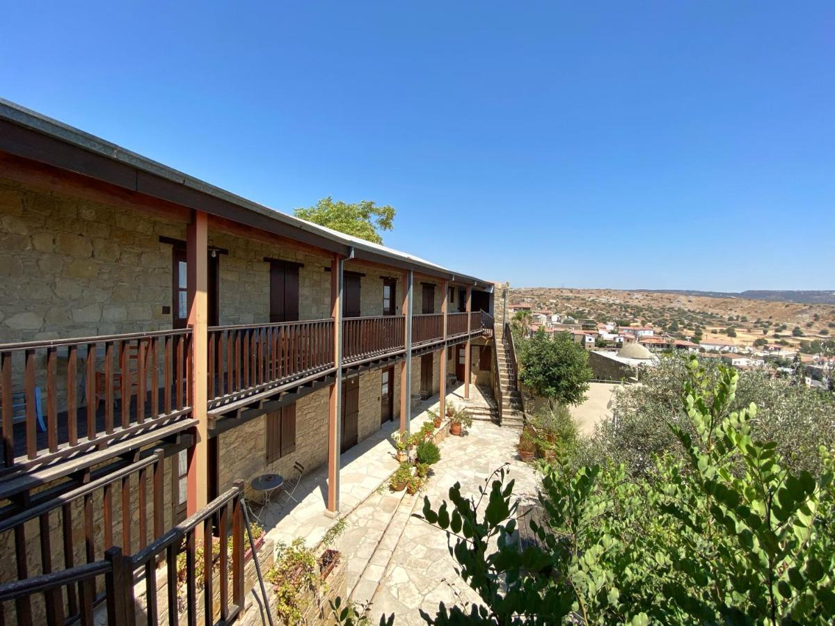 Eveleos Country House Taşkent Dış mekan fotoğraf